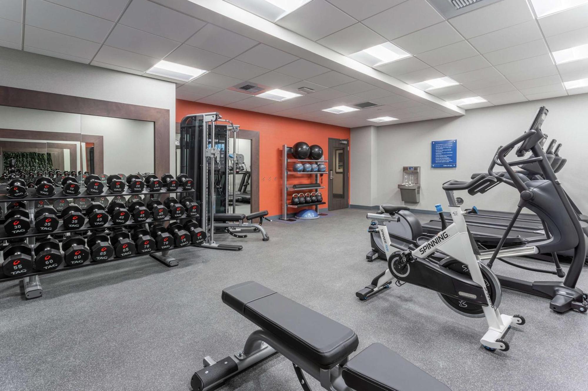 Hampton Inn Oakland Downtown-City Center Екстер'єр фото